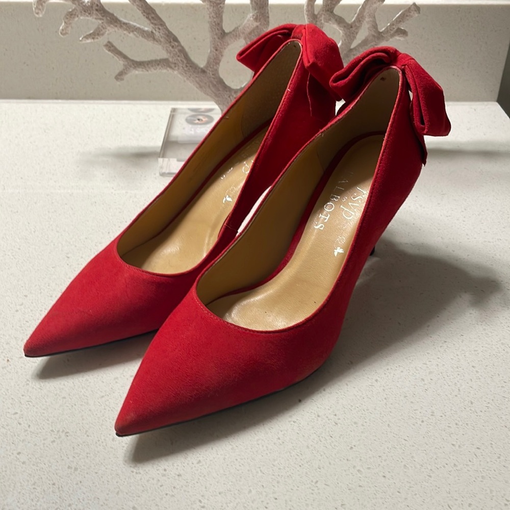 Talbot’s Erica Red Suede Bow Heels, Sz 8 M